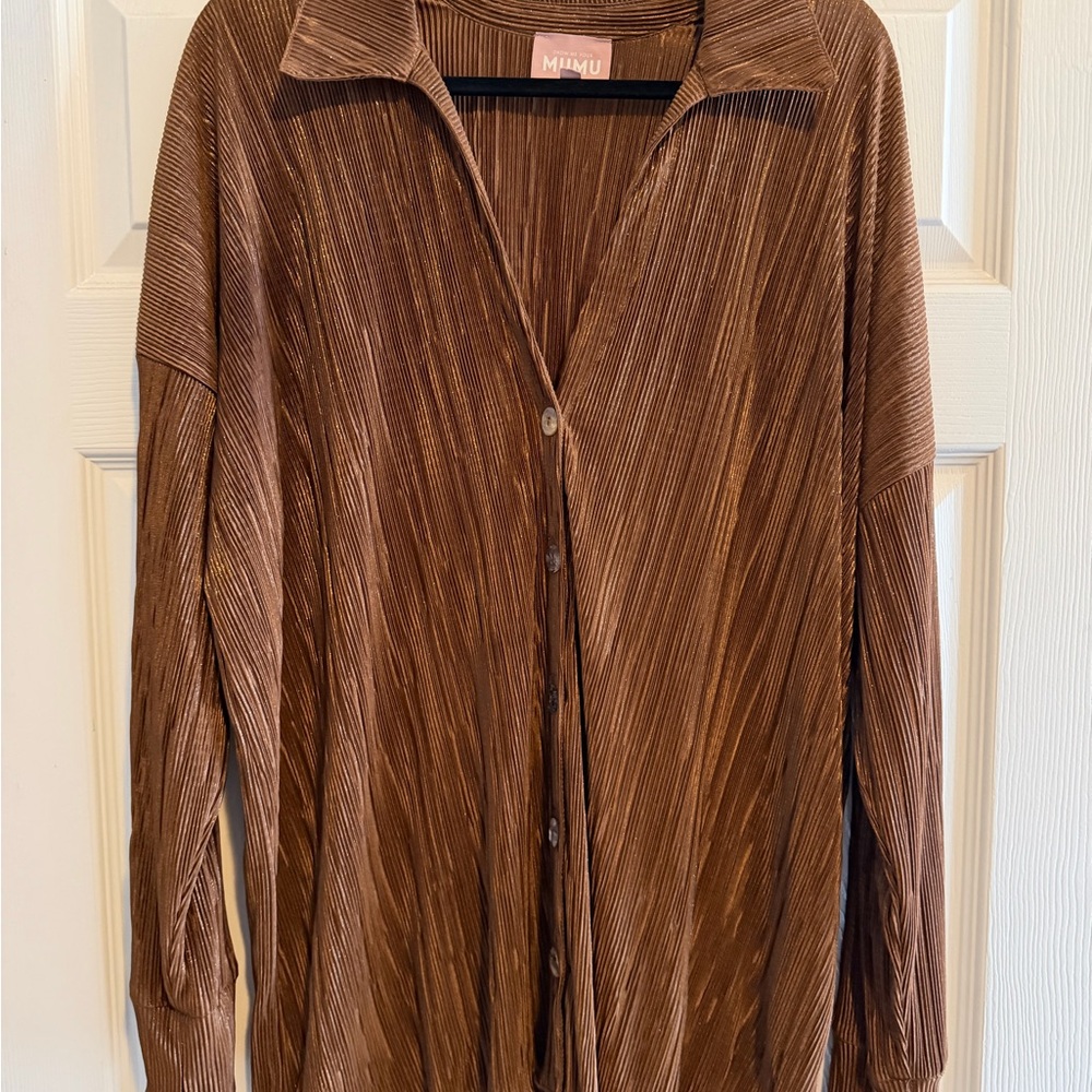 Show Me Your MuMu Everywhere Button Down Top